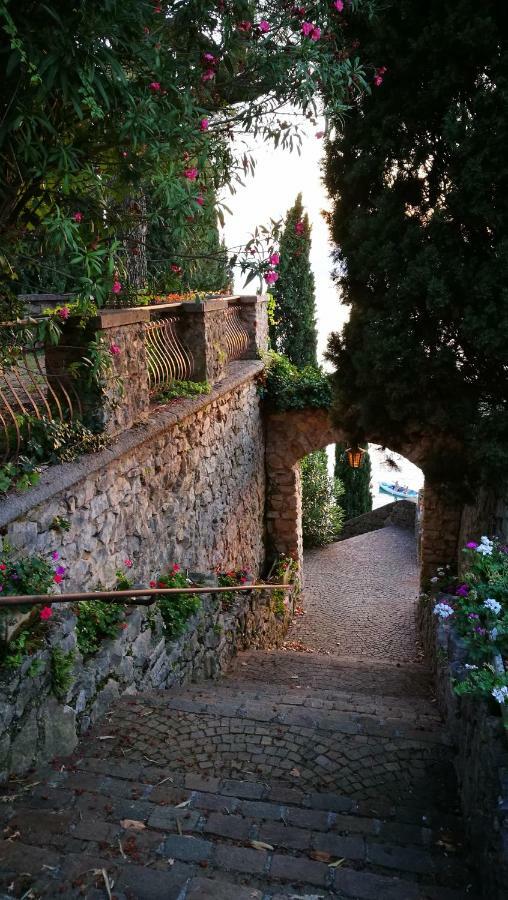 Bellavista Eremitaggio Appartement Torri Del Benaco Buitenkant foto